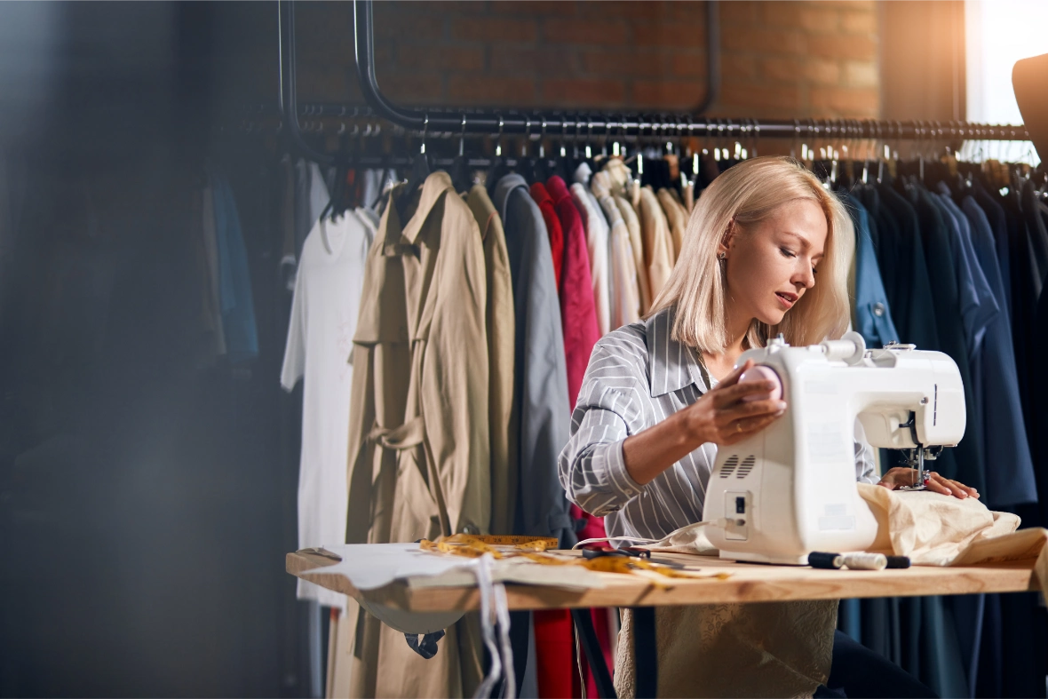 Jak zaprojektować koszulkę do nadruku? 10 praktycznych porad na projektowanie koszulek